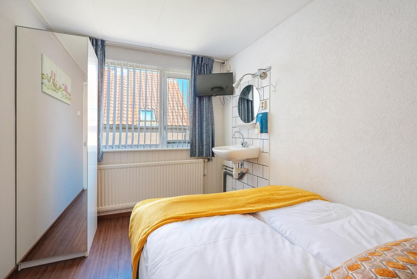 Hotel-Pension Ouddorp Zimmer foto